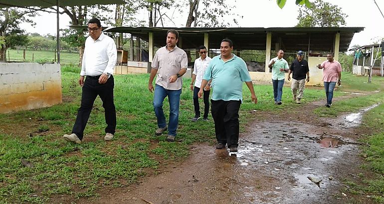 Inspeccionaron terreno para futuro proyecto habitacional en Tanara