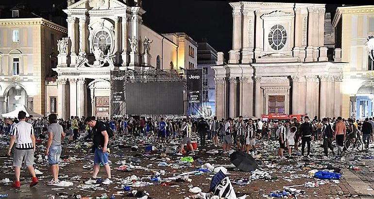 Estampida en ciudad italiana de Turn