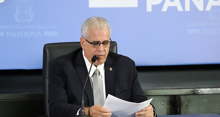 Director General Roberto Arango Chiari