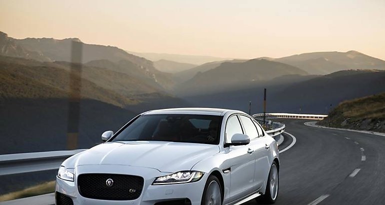 Jaguar XE