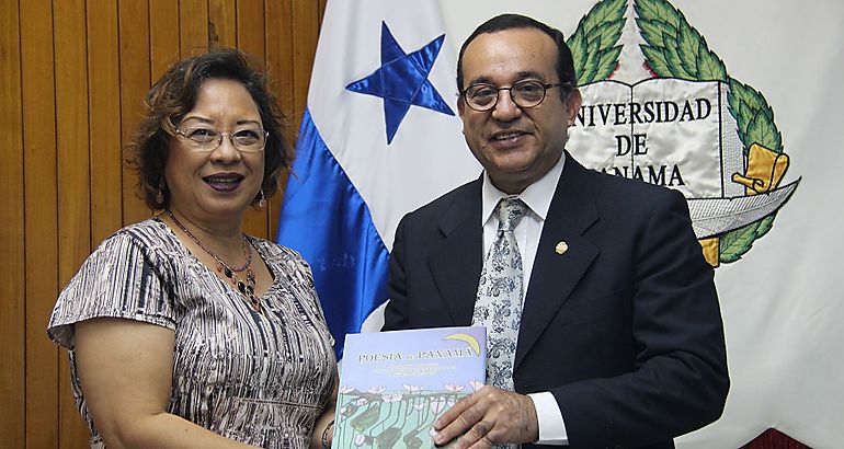 Embajadora de Panam en Marruecos visita al Rector de la UP