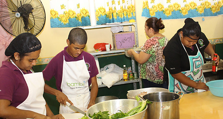 Instruyen en cocina a estudiantes de CTI en Veraguas