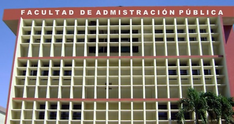 Fachada Facultad de Administracin Pblica