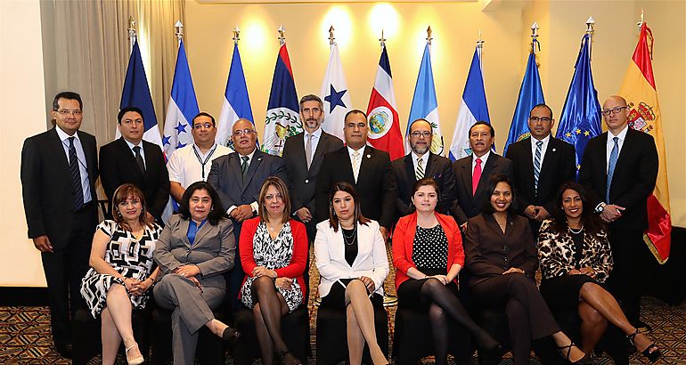 Organizan en Panam programa regional de formacin fiscal