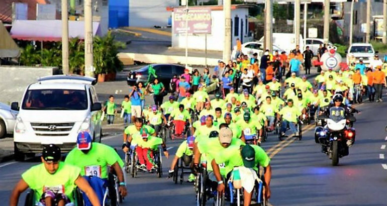 Carrera de sillas de ruedas 