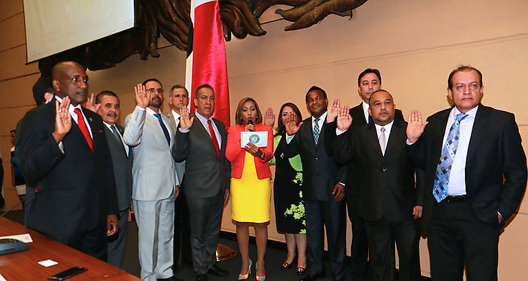 Asamblea elige las 15 comisiones permanentes