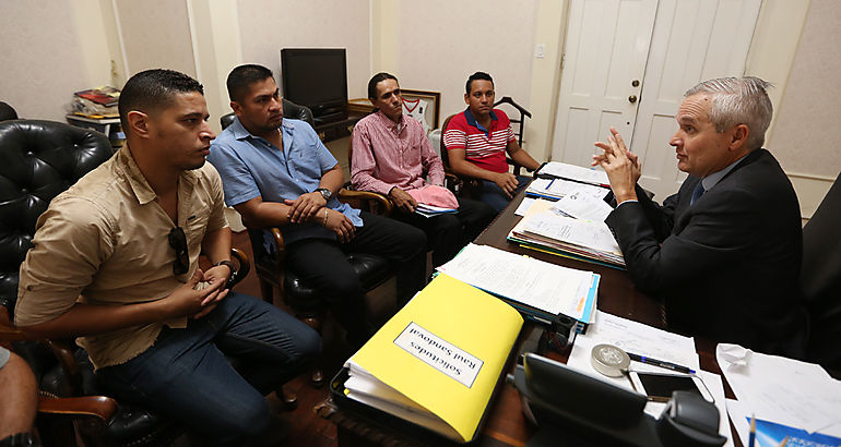 Ministro de la Presidencia lvaro Alemn  encuentro con transportistas de carga