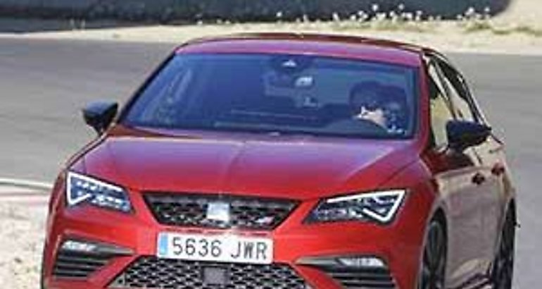 SEAT Len CUPRA 300