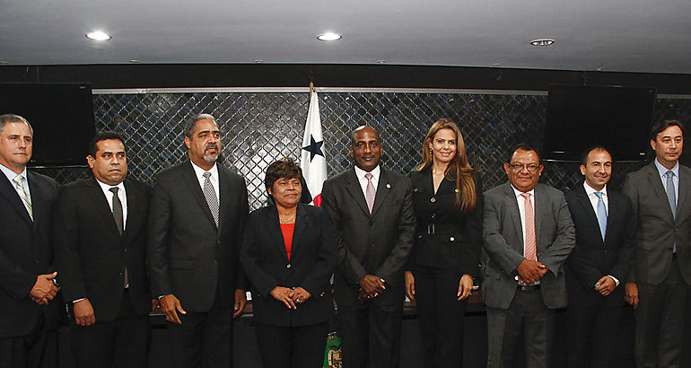 Instalan comisiones en la Asamblea Nacional de Diputados