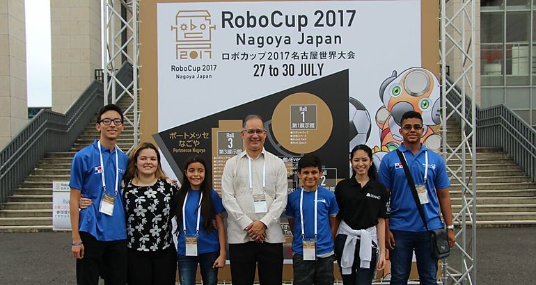 Estudiantes panameos destacan en RoboCup 2017