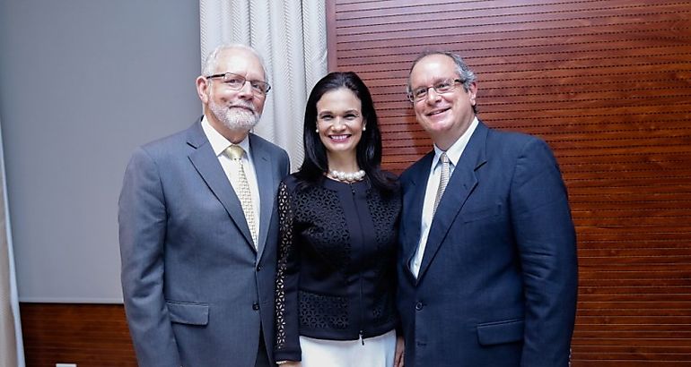 La Vicepresidenta y Canciller de la Repblica Isabel de Saint Malo de Alvarado