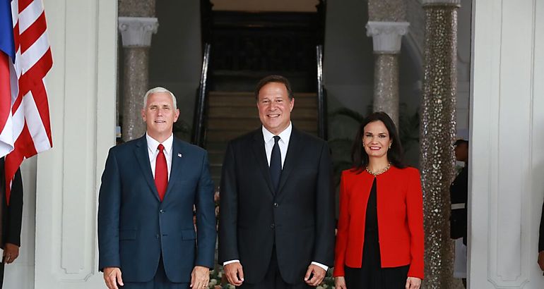 Michael Pence  Presidente Varela  Isabel de Saint Malo de Alvarado