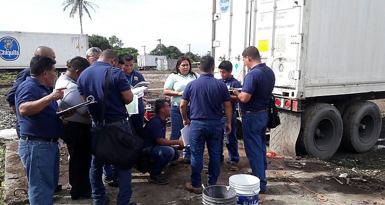 Supervisan controles para fumigaciones