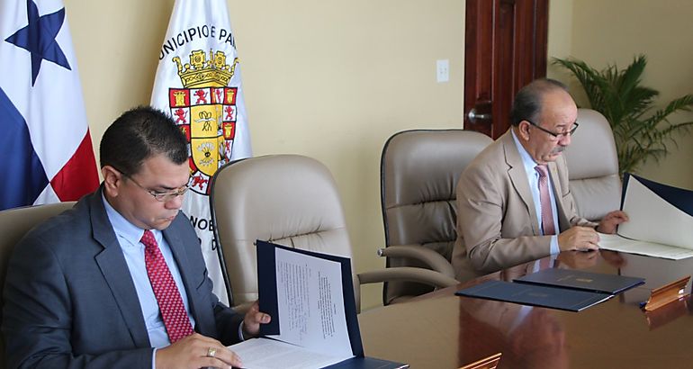 Firma de cooperacin interinstitucional sobre Escuela para Padres