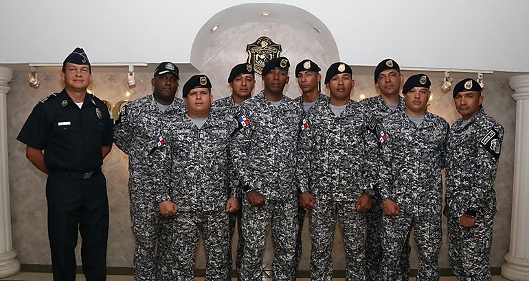 Instructores motorizados Linces de la Polica Nacional