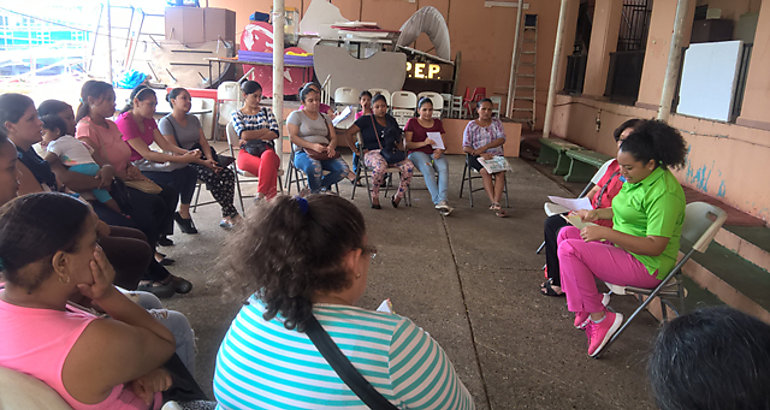 Padres reciben orientacin sobre merienda saludable