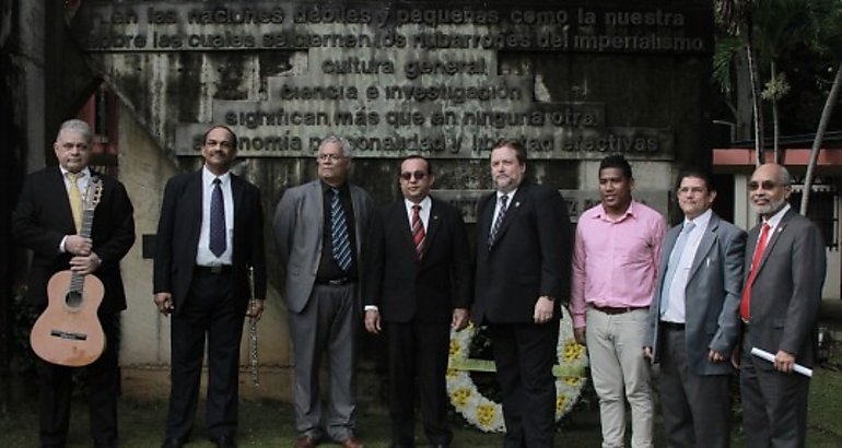 Acto en honor al Padre de la Universidad y de su autonoma