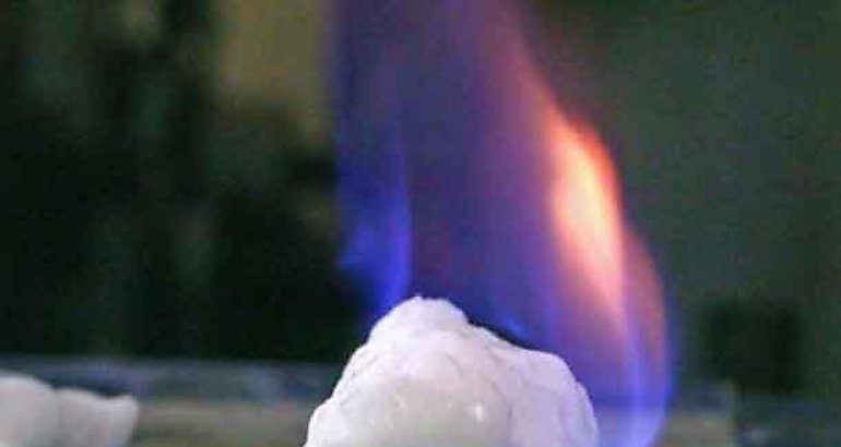 hielo combustible