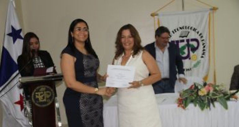 Graduacin de XV Diplomado en Creacin Literaria