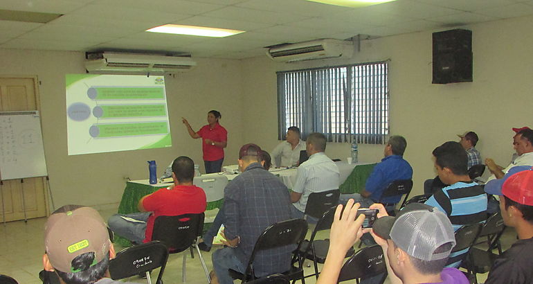 Seminario sobre aplicaciones terrestres en Los Santos