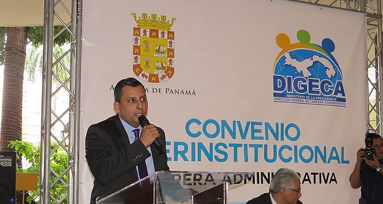 Convenio entre la Direccin General de Carrera Administrativa y el Municipio de Panam 