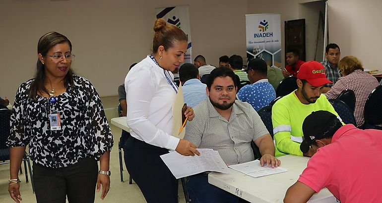 Aspirantes a los cursos de Equipo Pesado realizan prueba Psicolgica