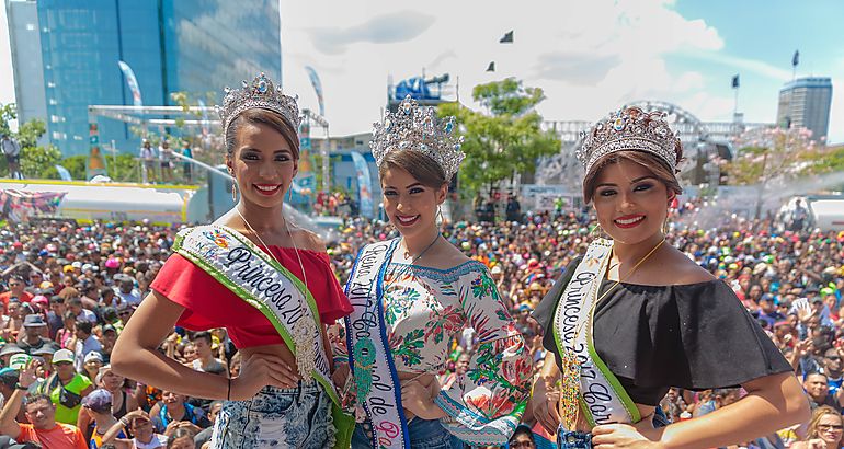 Escogencia de la reina del carnaval capitalino