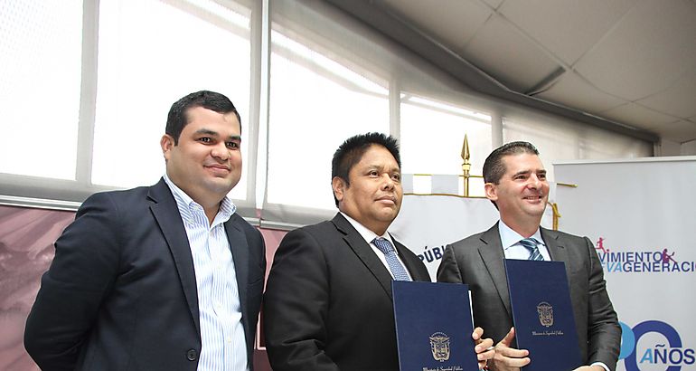 Ministro de Seguridad Pblica Alexis Bethancourt y presidente ejecutivo del MNG Nicols GonzlezRevilla Paredes