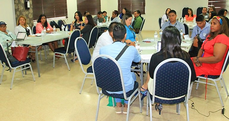 Realizan taller para el diagnstico del Programa de Alfabetizacin