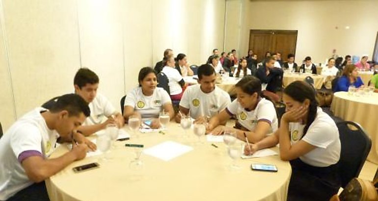  Desarrollan jornada de Liderazgo Juvenil en Herrera 