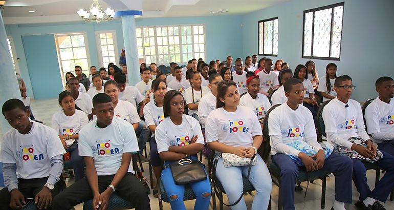 Estudiantes colonenses participan en campamento Panam Pro Joven 2017