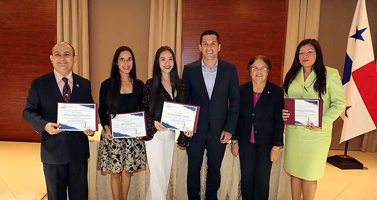  XI Concurso de Ensayo Ernesto Castillero Pimentel 