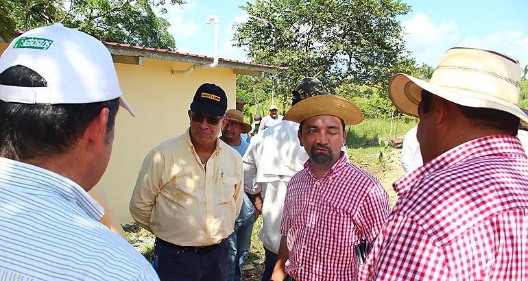 Da de campo para conocer necesidades de los arroceros 