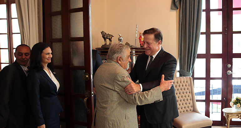  Presidente Varela recibi al ex presidente D Jos Mujica  