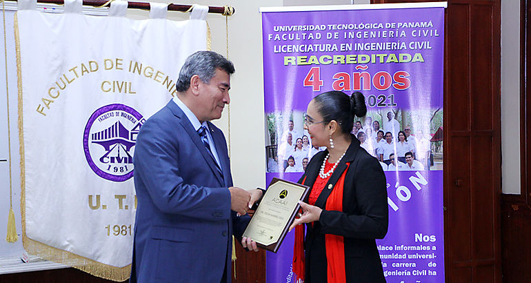 Reacreditan por segunda vez el Programa de Licenciatura en Ingeniera Civil 