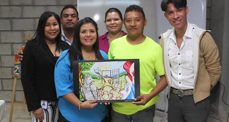 La Joyita gana el primer  Concurso Nacional de Pintura y Tallado de Madera 