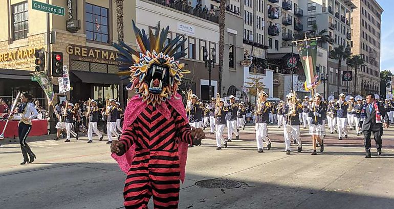 Panam participa del Desfile de las Rosas en EEUU 