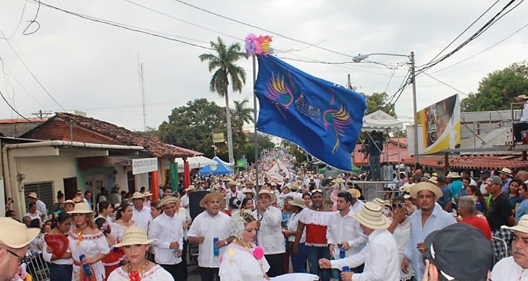 Mil Polleras 2018