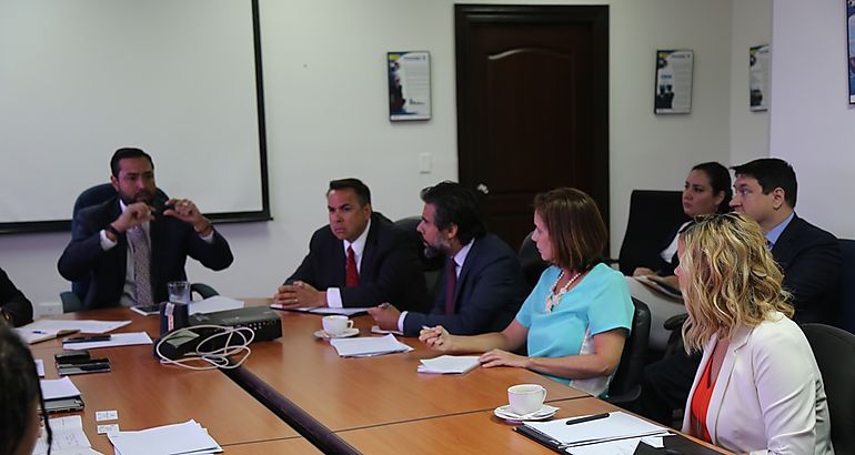 AMP recibi visita de miembros de gobierno de EEUU