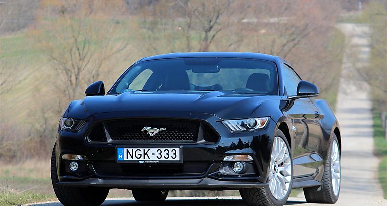 Ford Mustang GT Fastback 50 V8