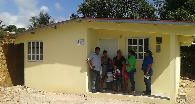 Entregan viviendas de Techos de Esperanza a familias de La Chorrera