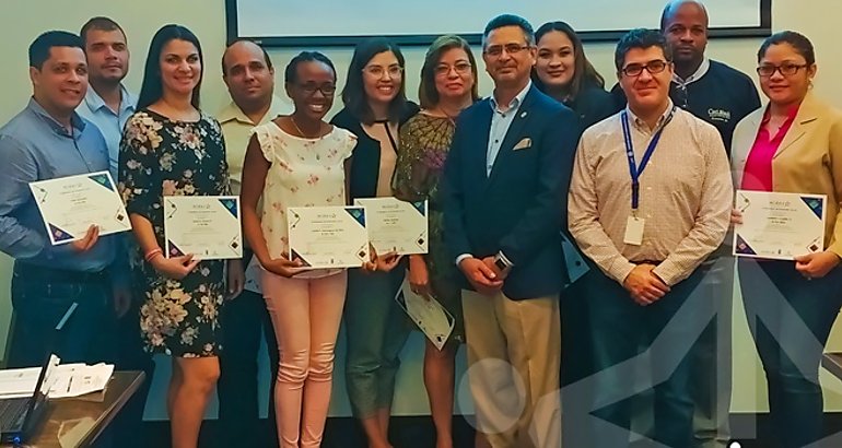 Entregan certificados a participantes del taller de Clculos