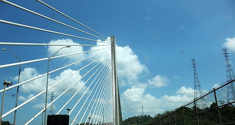 Puente Centenario