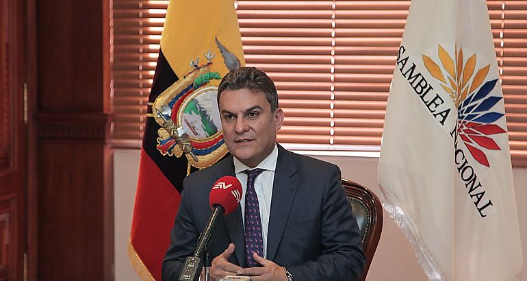 El presidente de la Asamblea Nacional de Ecuador Jos Serrano