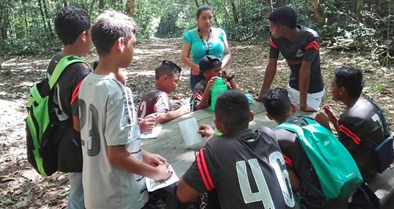 Jvenes de Arraijn participan en gira ecolgica