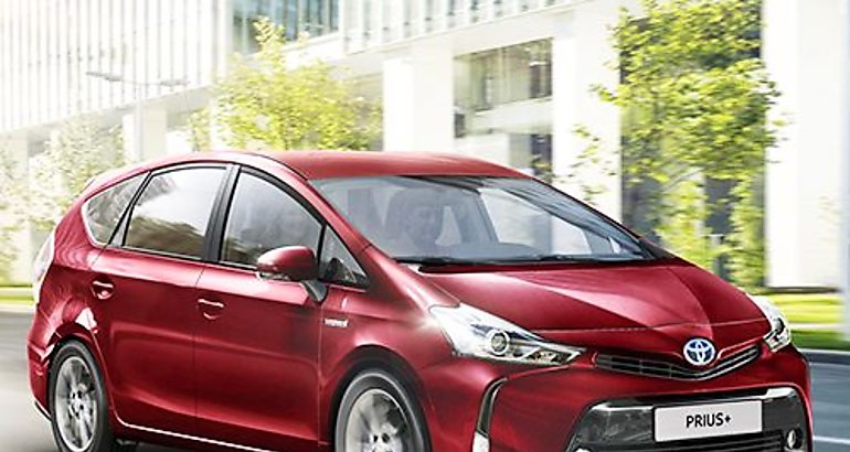 Toyota lanza la gama 2018 del Prius