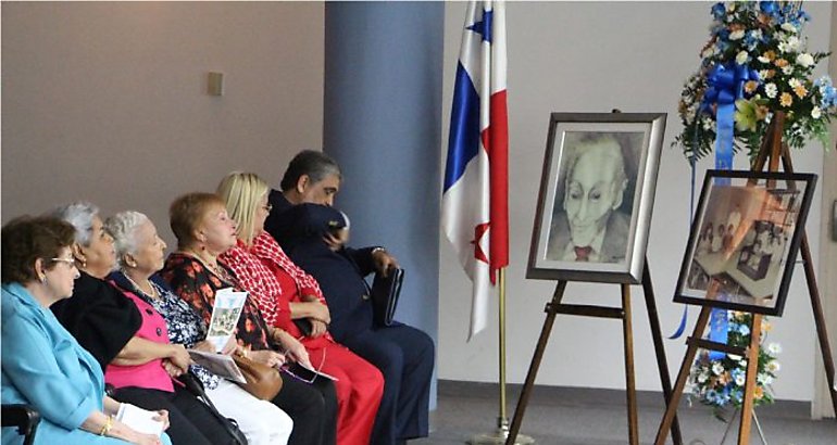 La USMA rinde homenaje al el Dr Carlos Malgrat Garca