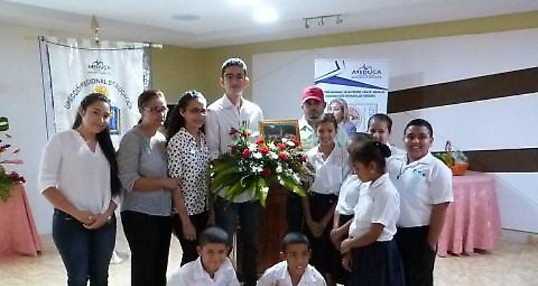 Premian los huertos escolares en la provincia de Herrera