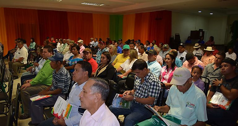 Encuentro Agropecuario rinde homenaje a productores chiricanos 