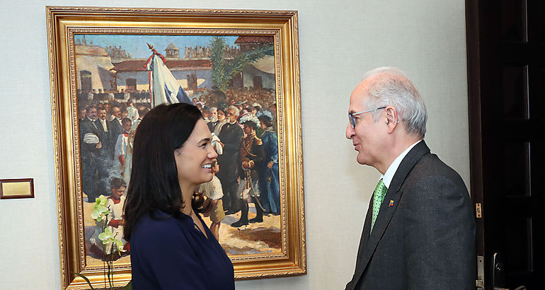 Vicepresidenta recibe a ex Alcalde venezolano Antonio Ledezma 